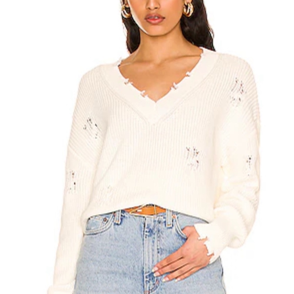 525 America Distressed Shaker V neck Shaker Sweater in Chalk